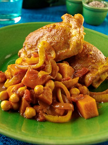Spicy chicken with chickpeas