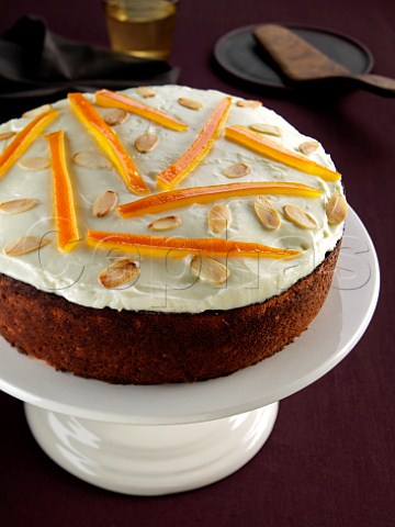 Iced Moroccan orange cake