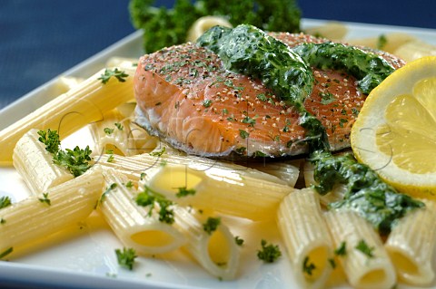 Salmon and spinach pasta