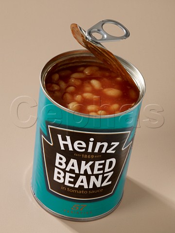 Open tin of Heinz Baked Beanz