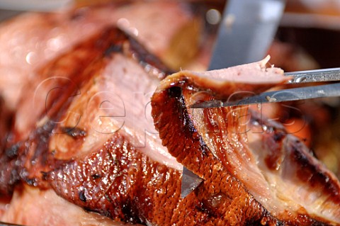 Carving roast pork