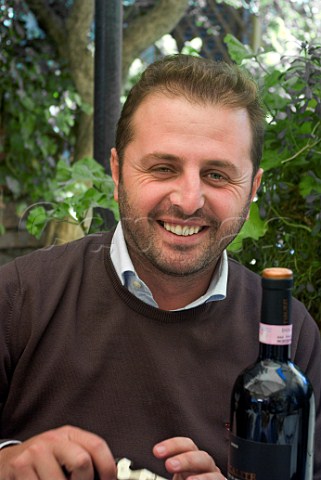 Tiziano Vistalli winemaker of Tiburzi Montefalco Umbria Italy  Sagrantino di Montefalco