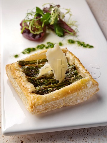 Asparagus and parmesan cheese tart with salad