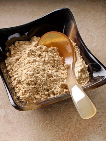 Powdered ginger in bowl