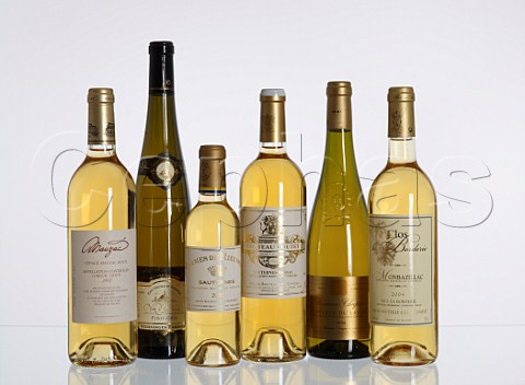 Bottles of sweet wines from France   Gaillac Alsace Sauternes Barsac Coteaux du Layon Monbazillac