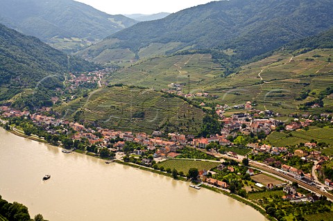 River Danube with Spitz and the Tausendeimerberg vineyard Austria Wachau
