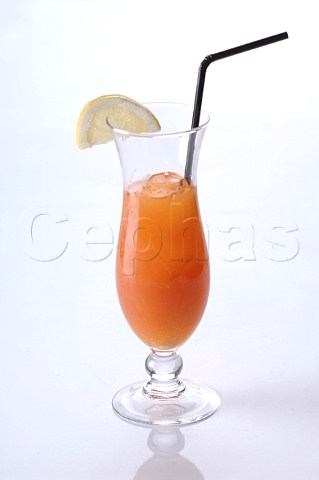 Fruit cocktail with lemon slice