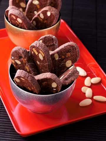 Two bowls of chocolate biscotti