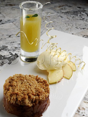 Apple crumble with apple chantilly and apple and calvados jelly