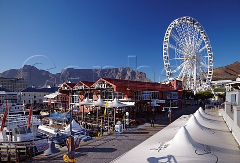 Wheel of Excellence on the VA Waterfront with Table Mountain beyond   Cape Town Western Cape South Africa
