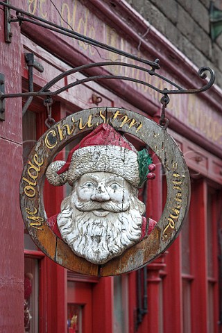 Ye Olde Christmas Shoppe Canongate Edinburgh Scotland