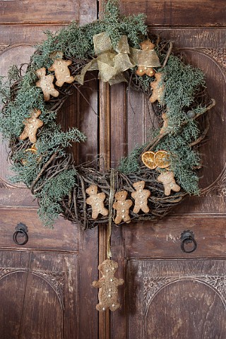 Christmas wreath decorated with biscuits of La Cucina di Annalisa Olivola Piemonte Italy