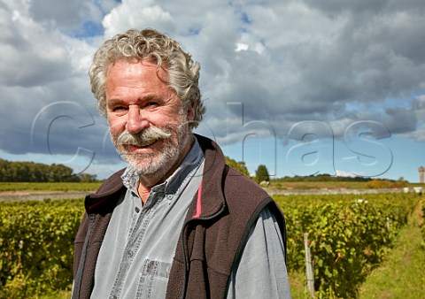 Jacky Blot died 2023 in his Clos de Mosny vineyard Domaine de la Taille aux Loups Husseau IndreetLoire France  MontlouissurLoire