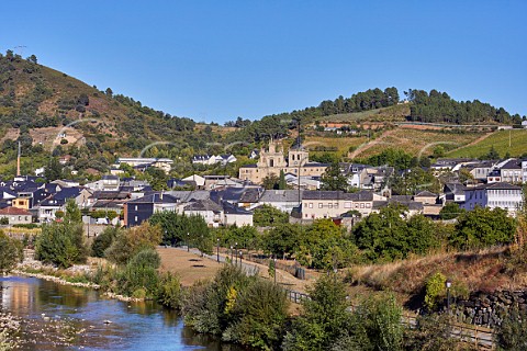 Villafranca del Bierzo and the Ro Burbia with vineyards on the hillside beyond Castilla y Len Spain  Bierzo